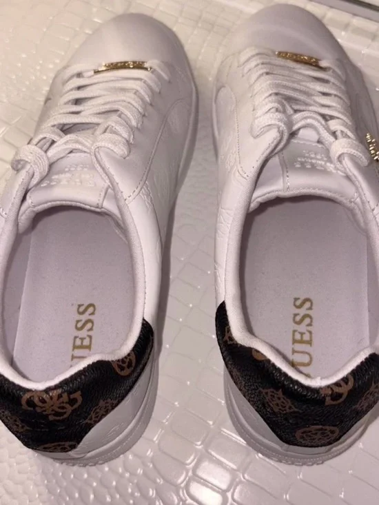GUESS White Low-Top Sneakers with Brown Heel Tab and Gold Accents - Picture 4 of 5